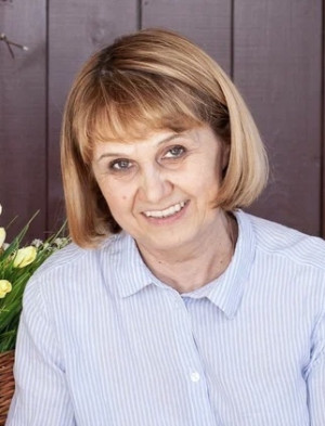 Заместитель заведующего по УВР Бушкова Марина Геннадьевна Заместитель заведующего по УВР Бушкова Марина Геннадьевна